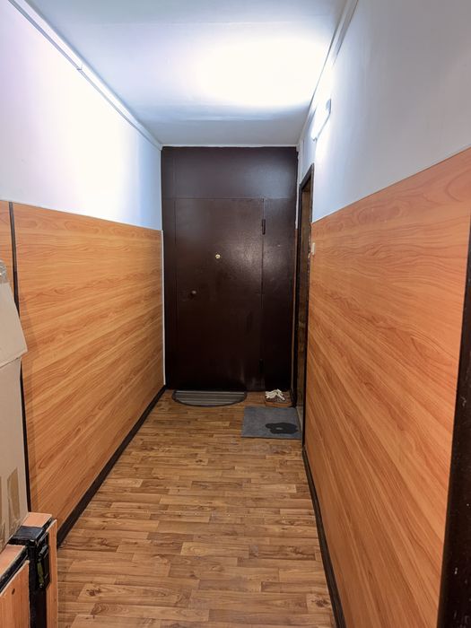 Продам улучшенную 2-х комн кв.