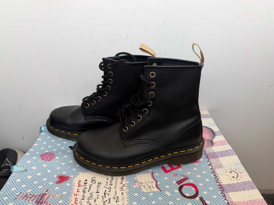Dr Martens 14045 Black Vegan Leather Black''оригинални боти 38 номер