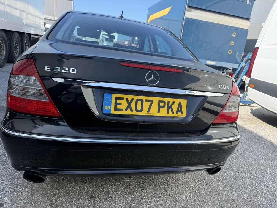 На Частиw211  Mercedes E 320 Фейстлифт / Авангард
