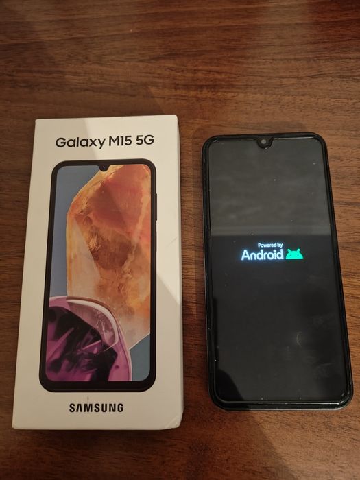 Samsung M15 очень мощный батарейка