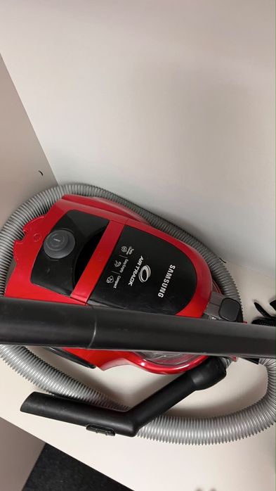 Продам Пылесос Samsung