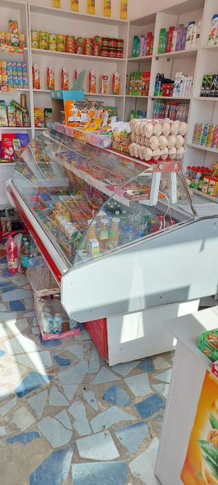 Витрина холодильник