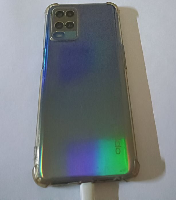 Срочно продаю телефон Oppo