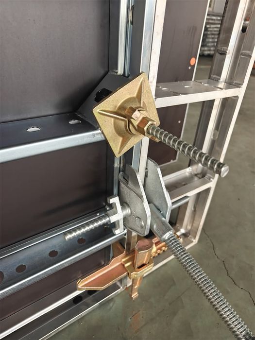 Олекотен вертикален кофраж