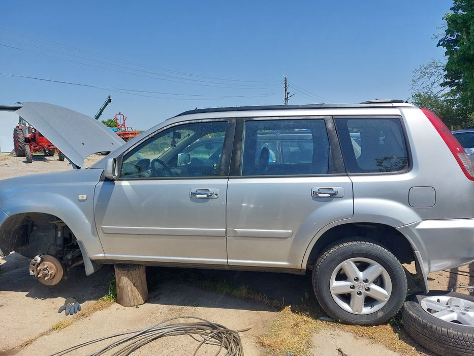 Nissan X-trail на Части