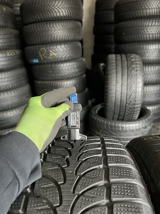 4 anvelope de iarna 235/60/18 Bridgestone dot 2021!