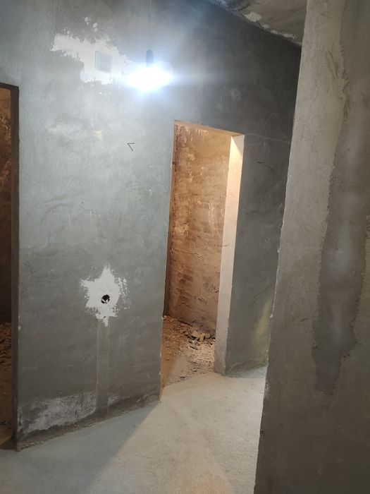 1 хонали  кадастр килинган 3 этаждан квартира сотилади