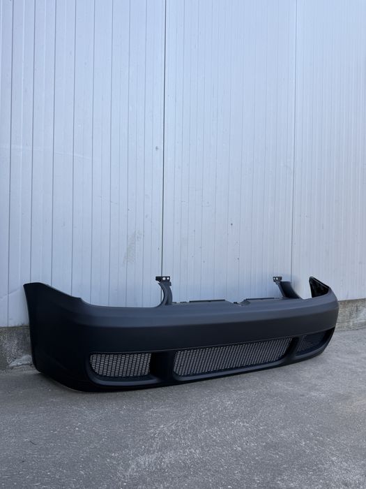 Предна броня R32 за VW Golf 4