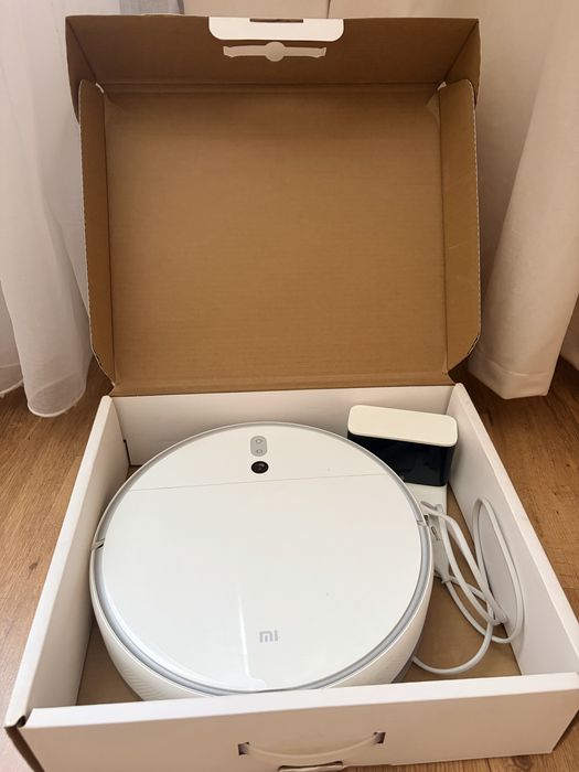 Продается робот пылесос