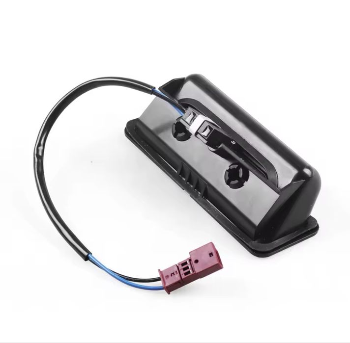 Нов Бутон / Дръжка за багажник M5 BMW E39 e60 e61 М5 БМВ е39 е60 е61