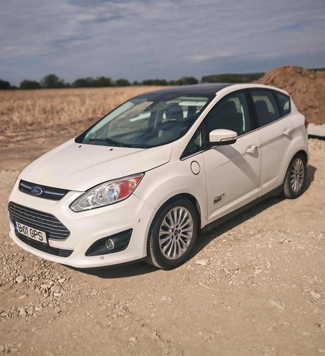 Ford C-max Energi, Plug in Hibrid, consum 4 % în oras