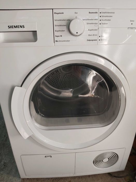 Продава се сушилня Siemens  IQ 300