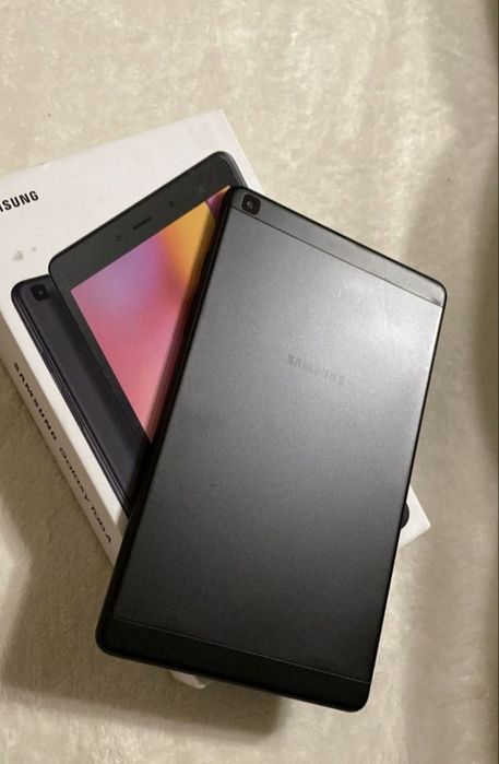 Планшет Samsung  .