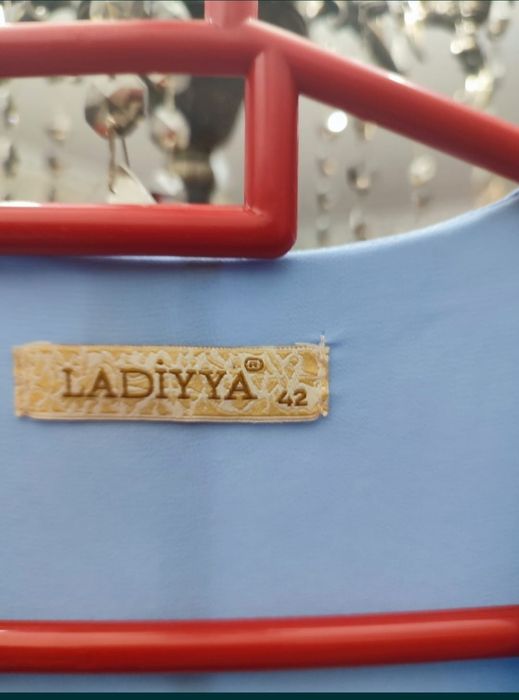 Продам вечернее платье .
