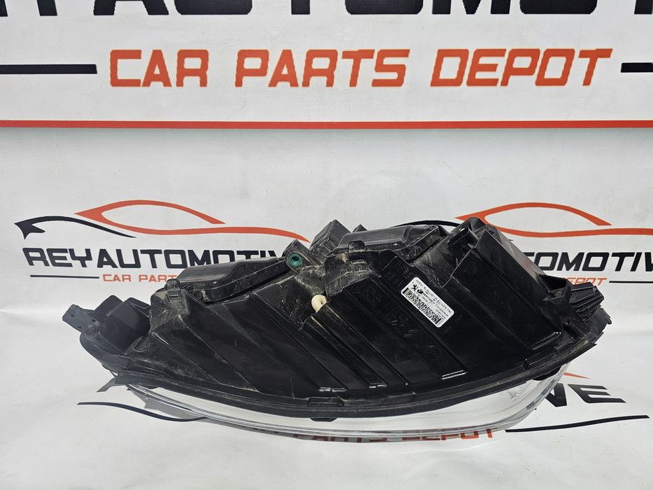 Far dreapta Peugeot Expert dupa 2016