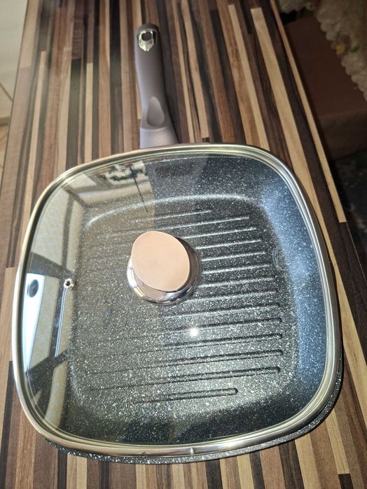 Грил тиган BerlingerHaus BH/6612, С капак, 28 см