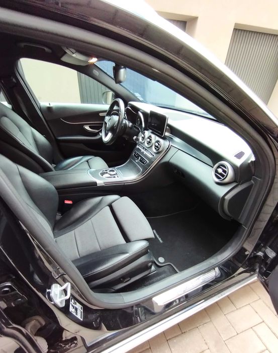 Mercedes-Benz C 300 HYBRID