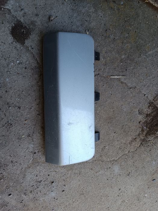 Капачка задна броня