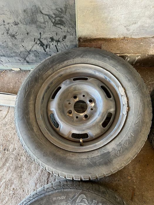 Продам резины с дисками на R13 175/70