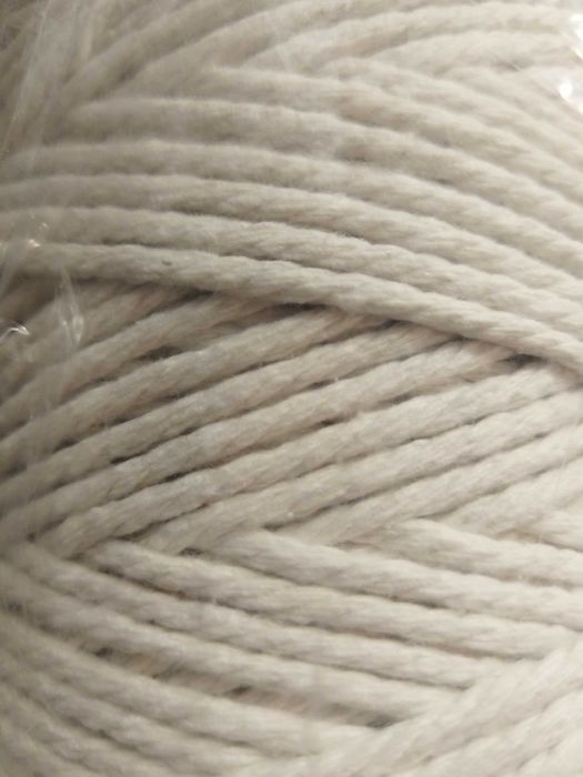 Усукано въже за макраме памучно 200 м