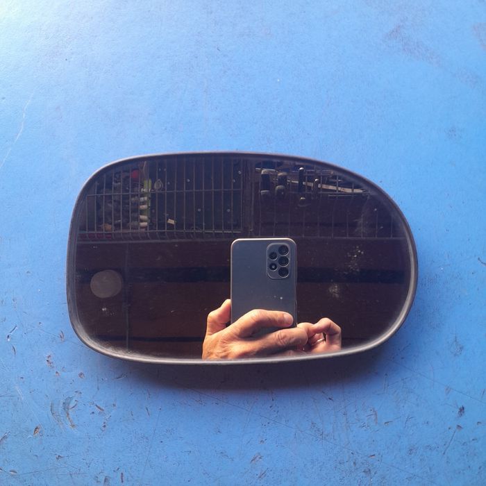 Зеркало стекло правая оригинал