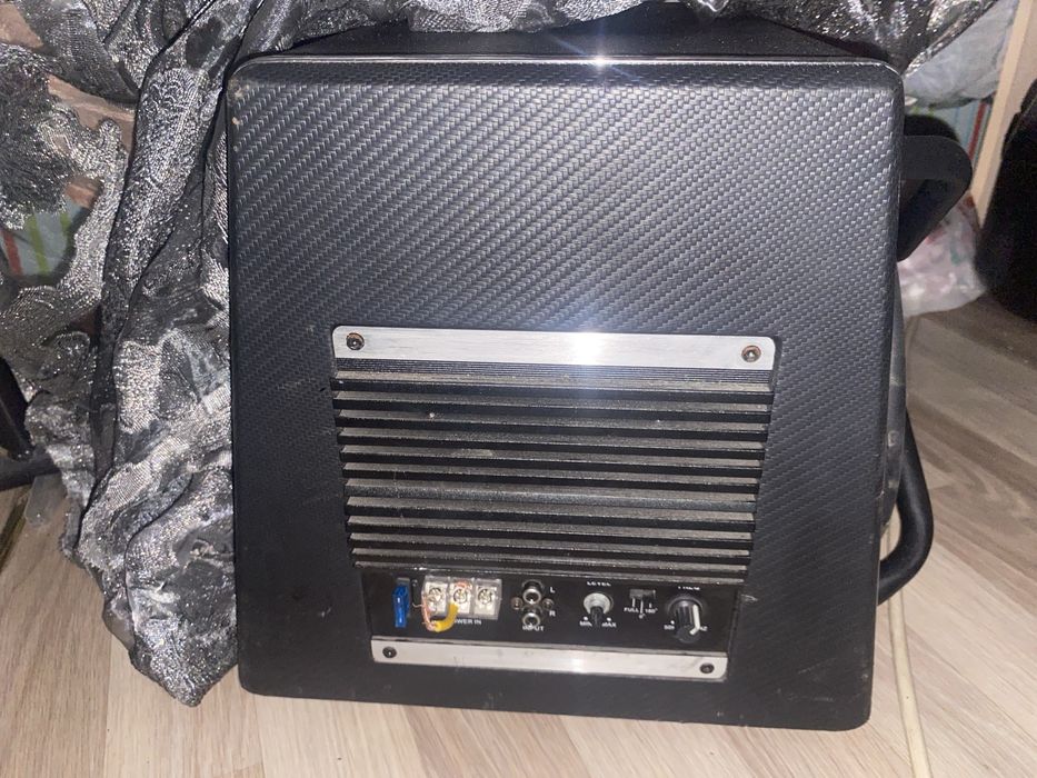 сабвуфер элемент