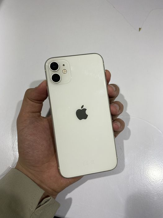 Продам Айфон 11 64гб