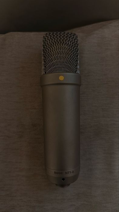 Microfon Studio RODE NT1-A + Micscreen