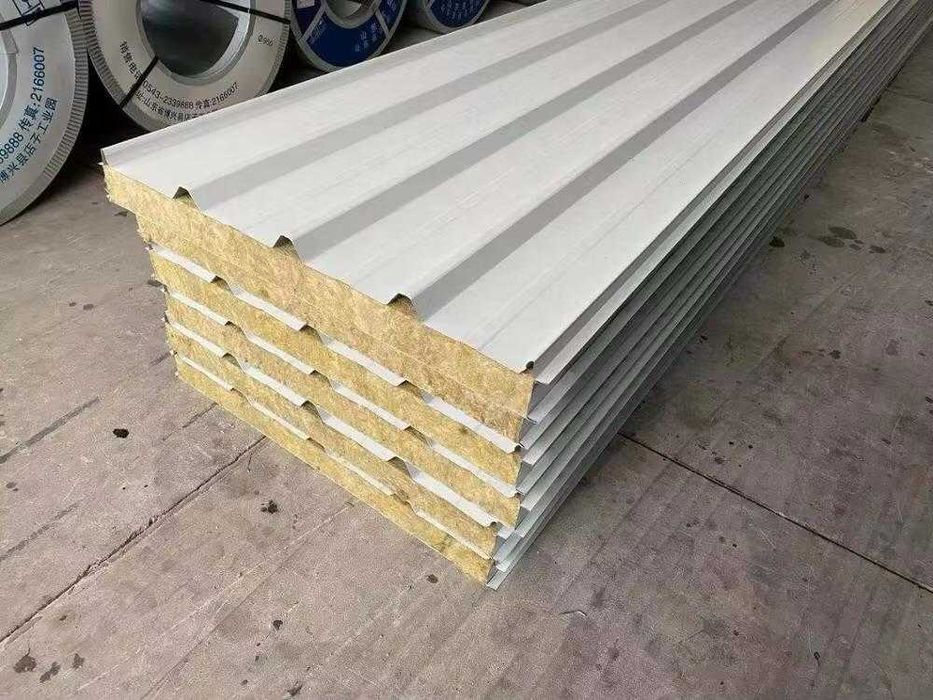 Сэндвич-панели с утеплителем