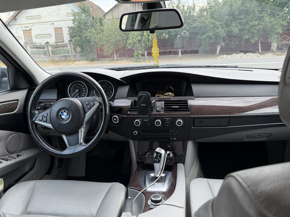 bmw seria 5 520d 177cp