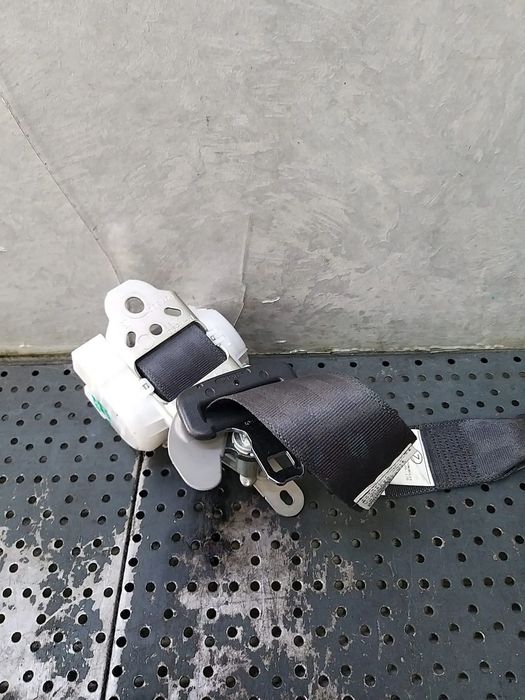 Centura siguranta dreapta spate toyota rav 4 3 a3 7q1430