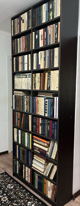 Продам книжный шкаф