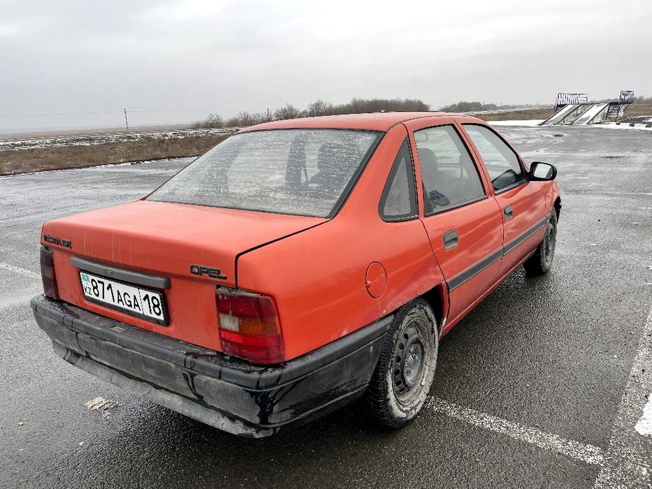 Опель вектра 1.6 моновпрыск