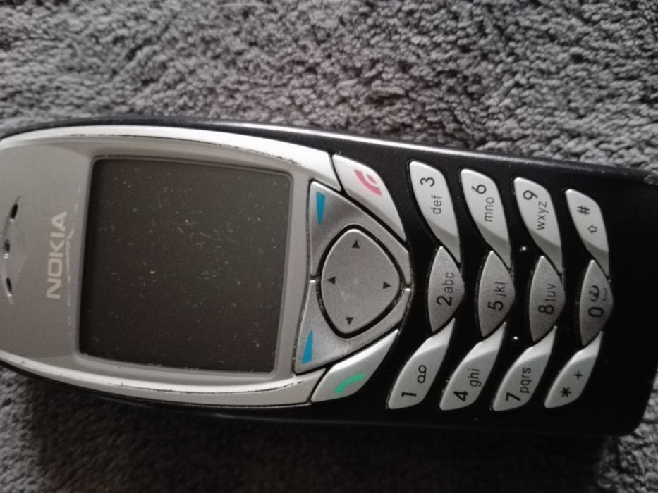 Pachet Nokia 6100,1800 libere retea