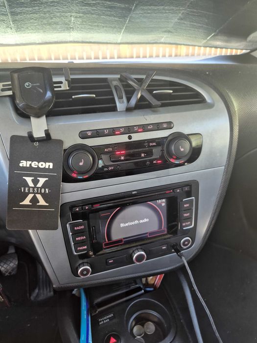 Seat Leon 2009 Facelift 1.4 TSI – Navigație, Bi-Xenon, Senzori – PREȚ BUN