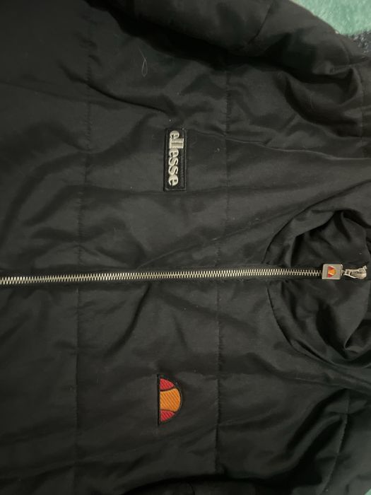 Куртка Ellesse .