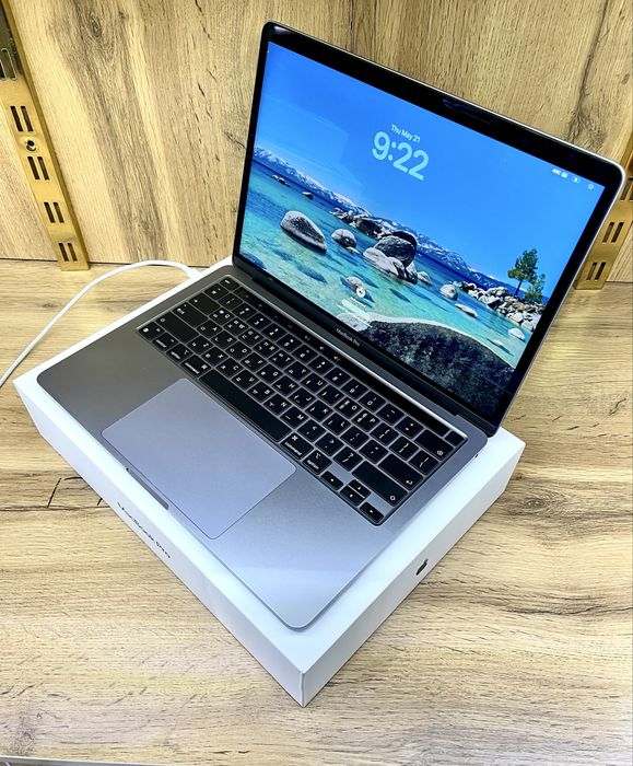 MacBook Pro M1  8/256