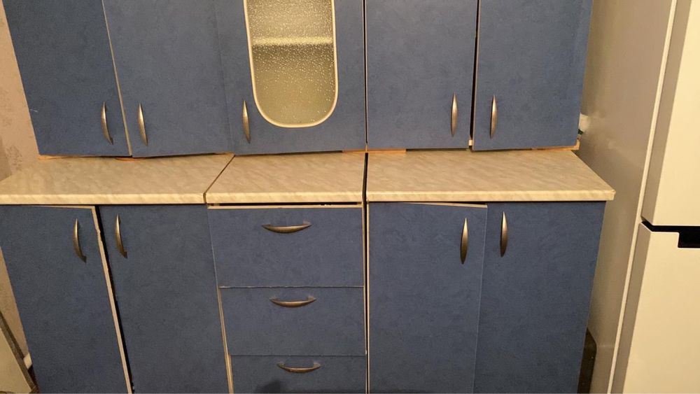 Продам кухонный гарнитур