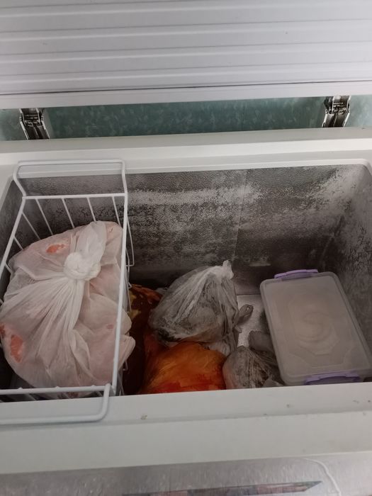 Продам морозильную ларь.