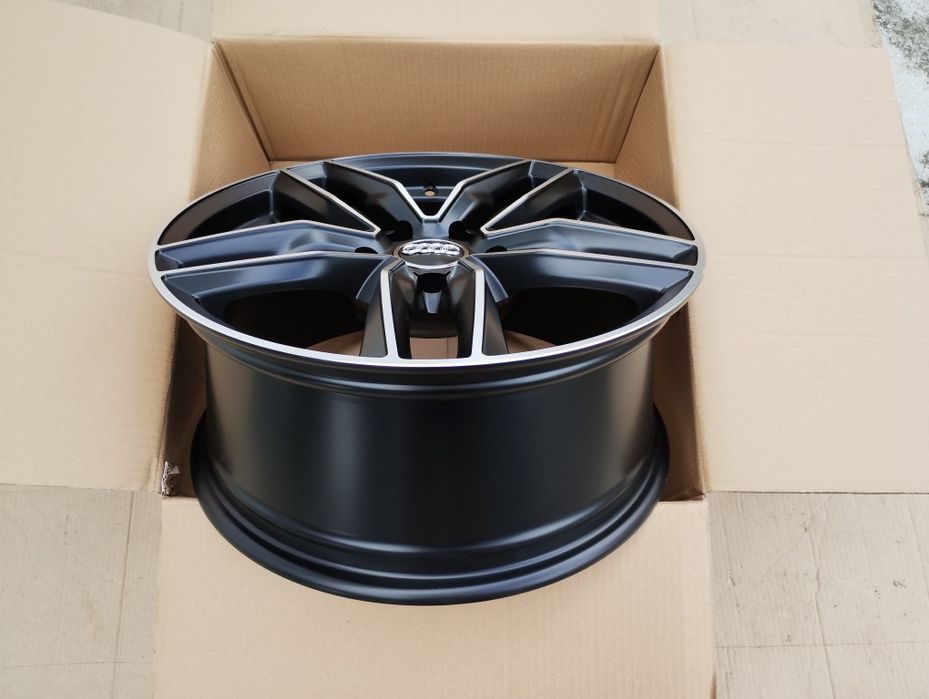 Jante 17 Audi A3 A4 A5 A6 A8 Q3 Q5  pe 17 "