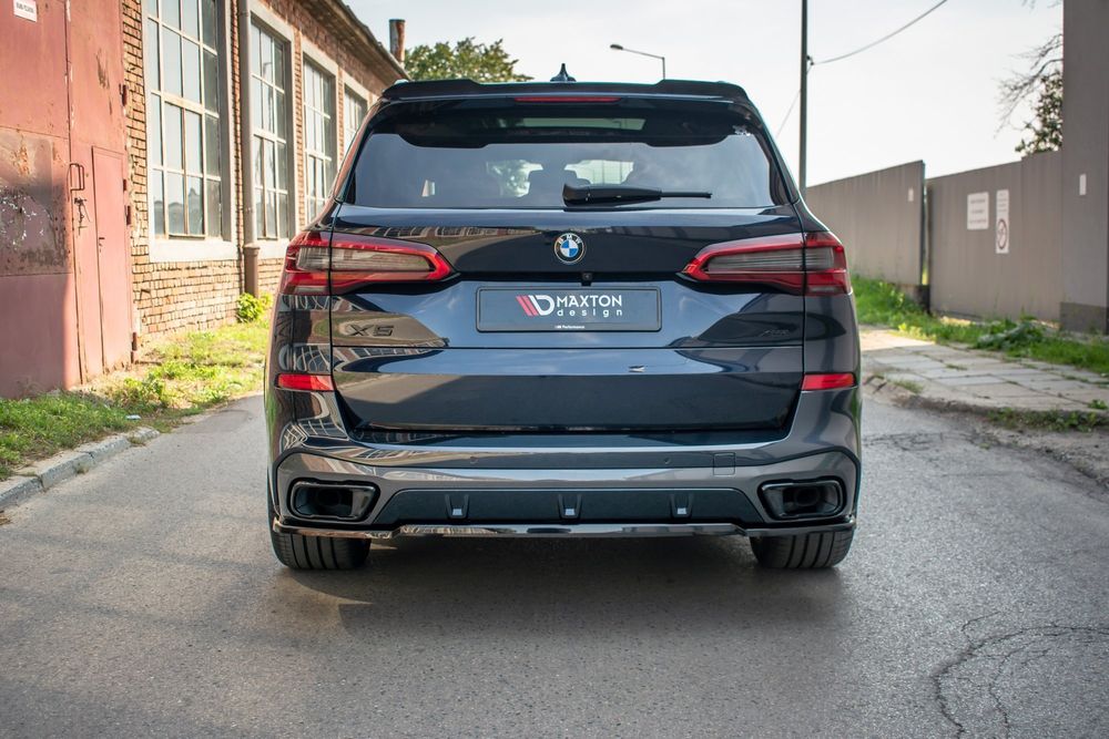 Добавка за задна броня Maxton design за BMW X5 G05 (2018-)