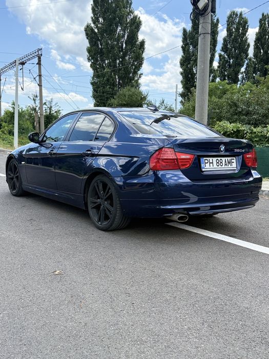 BMW 3 Series 2011 — imagine 4