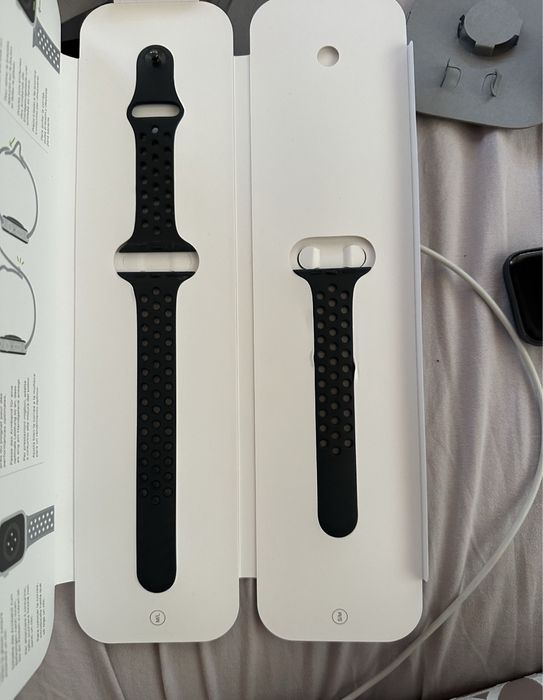 Apple Watch SE 2 Nike Edition – като нов
