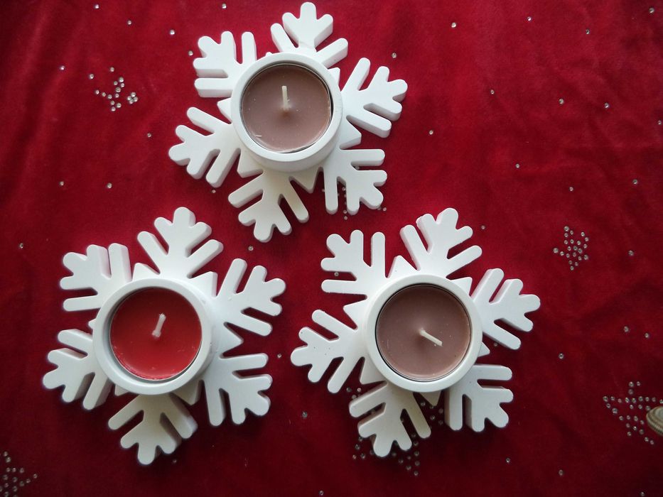 Гипсокерамични свещници  2 вида снежинка, сърце,кашпа