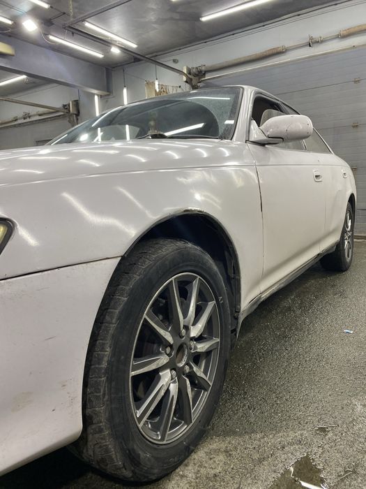 автомобиль Toyota Mark 2