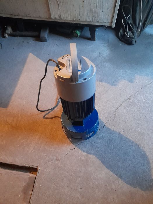 Продам водный насос центробежный