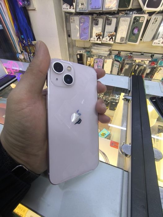 Айфон 13 в идеальном состоянии iPhone 13