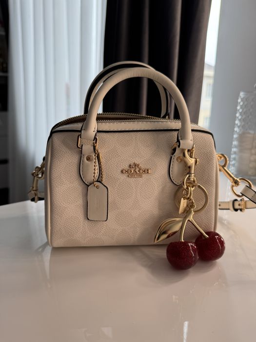 Geanta Coach cu accesoriu coach