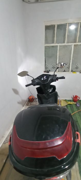 Скутер идиалный состаяние