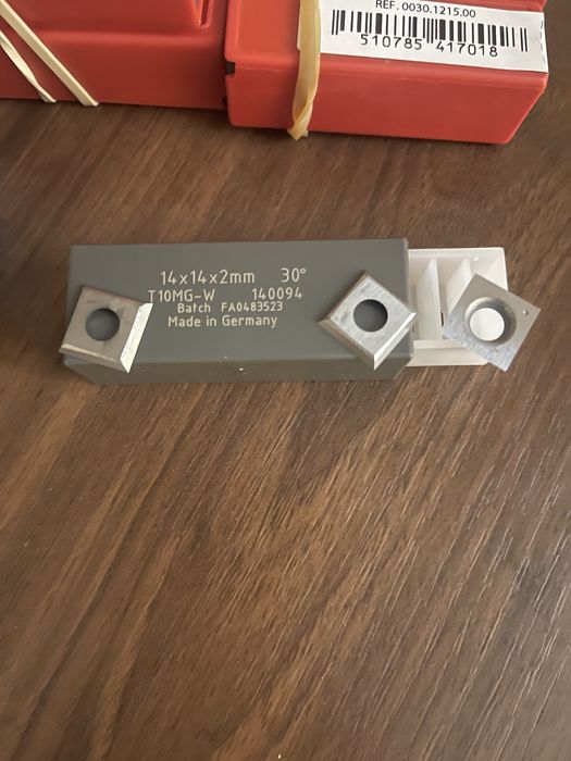 Пластини и диск за дърво